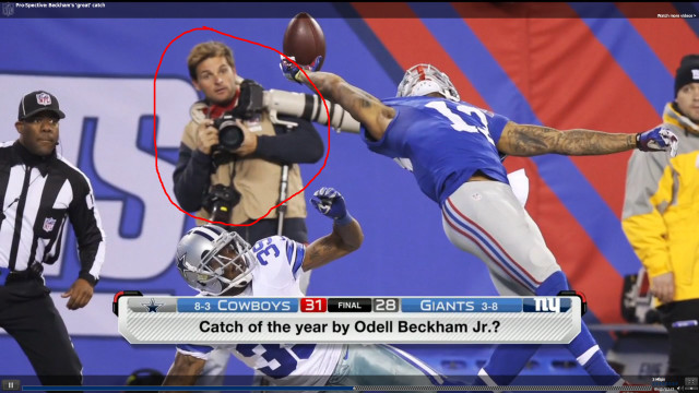 Football player catching ball referee #2 free wallpaper - medium preview image