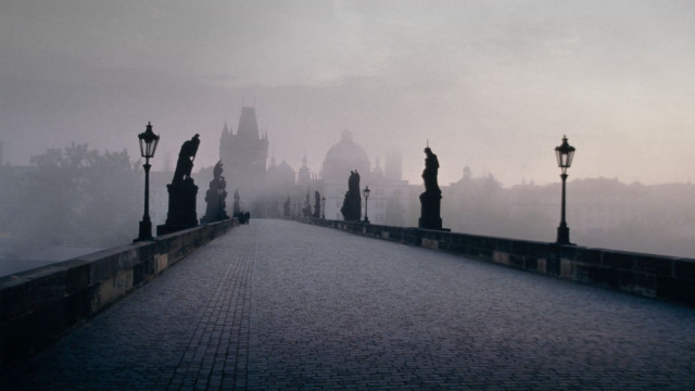 Bridge statues foggy sky castle free wallpaper - medium preview image
