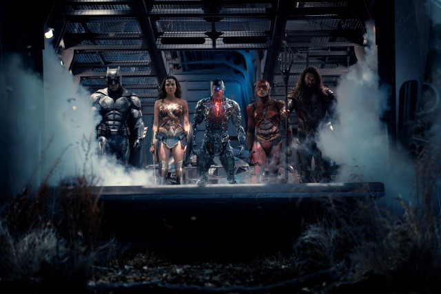 Costume party stage smoke group free wallpaper - medium preview image
