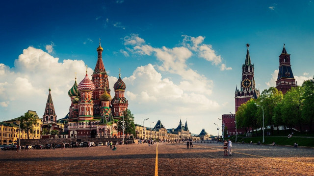 Large building spires sky background #2 free wallpaper - medium preview image
