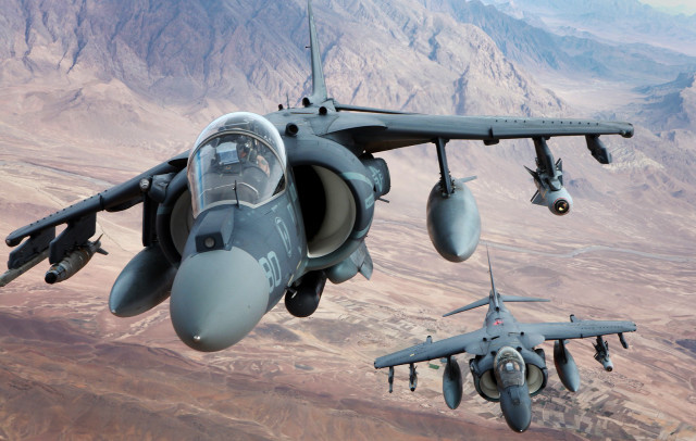 Fighter jet cobra mountain battle free wallpaper - medium preview image
