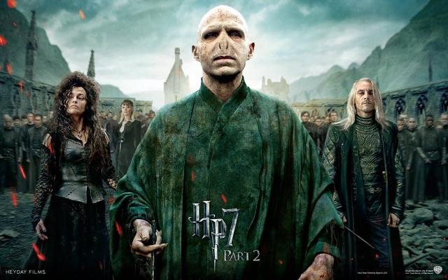 Group people dark alley wizard free wallpaper - medium preview image
