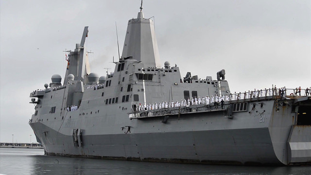 Gray ship crowded deck bridge free wallpaper - medium preview image