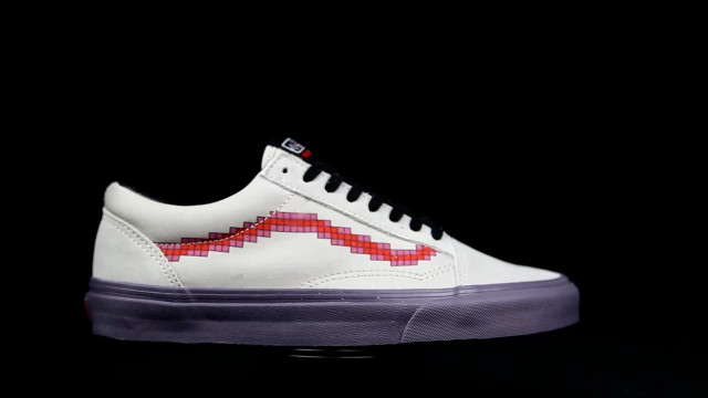 White red shoe black background free wallpaper - medium preview image