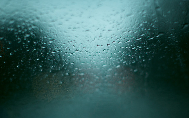 Rain covered window red light free wallpaper - medium preview image