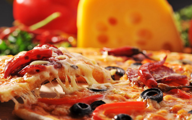 Pizza cheese olives tomatoes slice free wallpaper - medium preview image