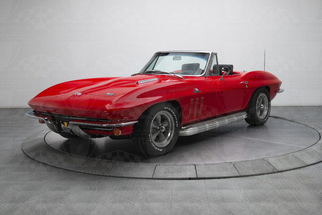 Red corvette convertible circular display free wallpaper - medium preview image