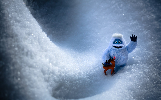 Toy figure snow horse hand free wallpaper - medium preview image