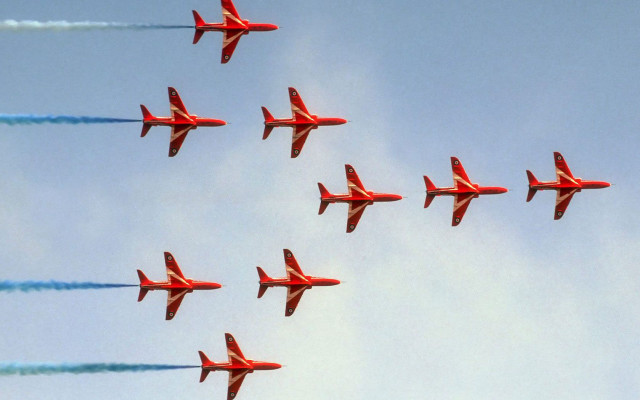 Planes flying formation smoke sky #2 free wallpaper - medium preview image