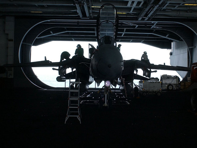 Jet fighter aircraft carrier bridge free wallpaper - medium preview image