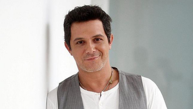 Man vest white shirt smiling free wallpaper - medium preview image