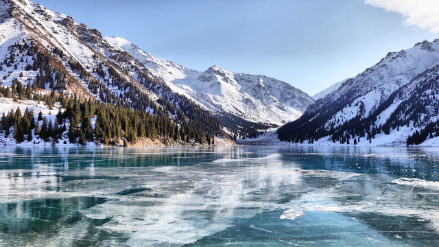 Mountain range lake snow ice free wallpaper - medium preview image