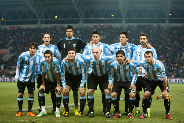 Group men soccer field crowd free wallpaper - medium preview image