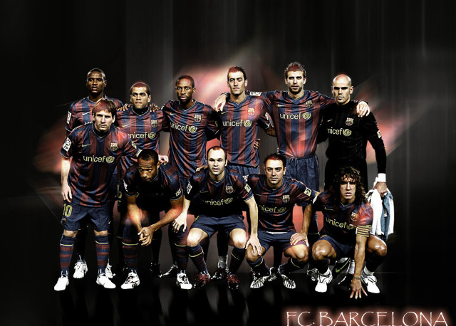 Soccer team photo dark room free wallpaper - medium preview image