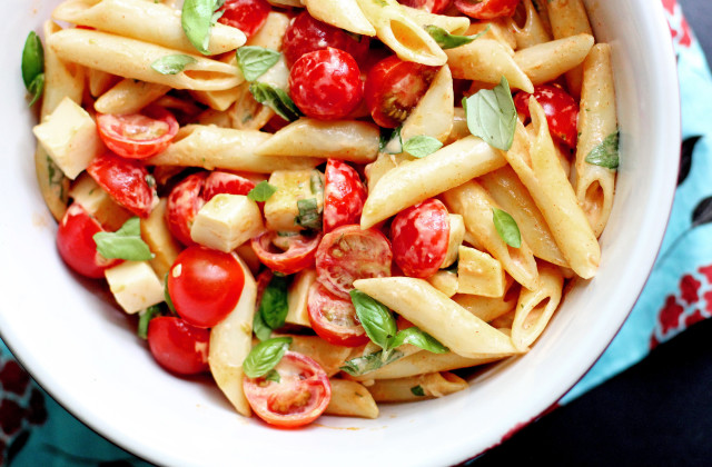 Pasta tomatoes basil napkin blue free wallpaper - medium preview image