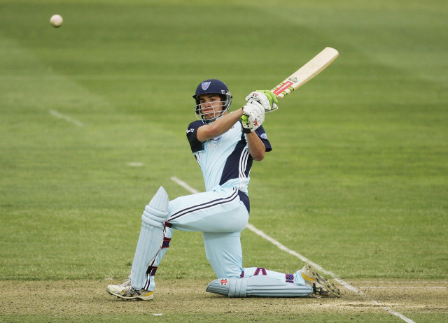 Man blue uniform swinging bat free wallpaper - medium preview image