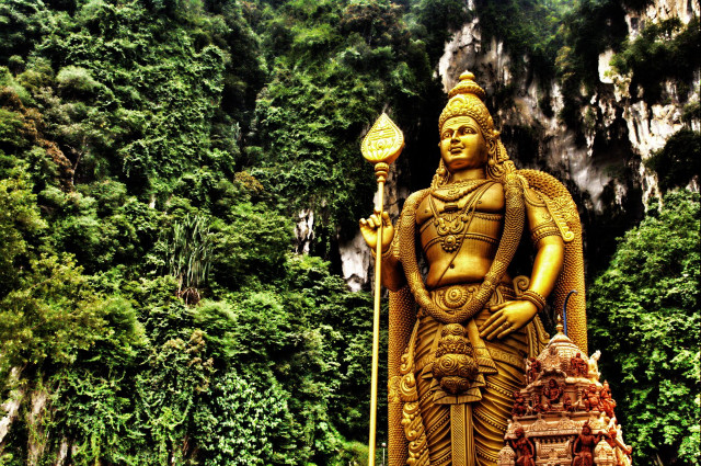 Statue lamp forest bushes armor free wallpaper - medium preview image