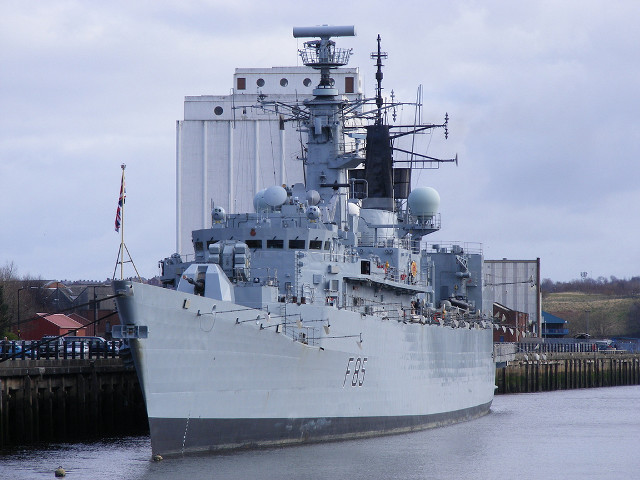Battleship dock flag water building free wallpaper - medium preview image
