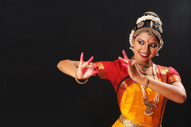 Woman yellow red outfit peace free wallpaper - medium preview image