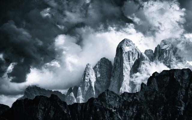 Mountain range clouds sky background #3 free wallpaper - medium preview image
