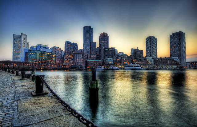 City skyline water chain link free wallpaper - medium preview image