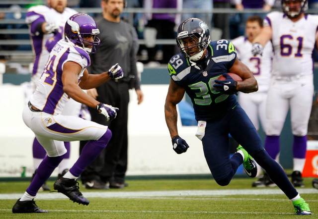 Football player running ball player free wallpaper - medium preview image