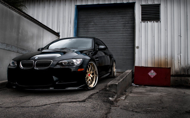Black car garage red sign free wallpaper - medium preview image