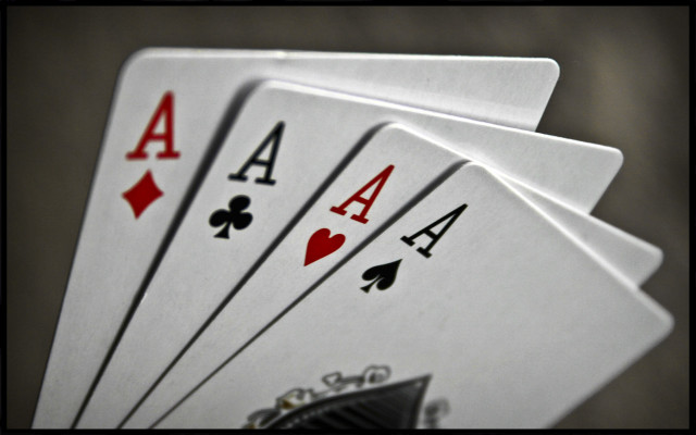 Four kind cards heart abstract free wallpaper - medium preview image