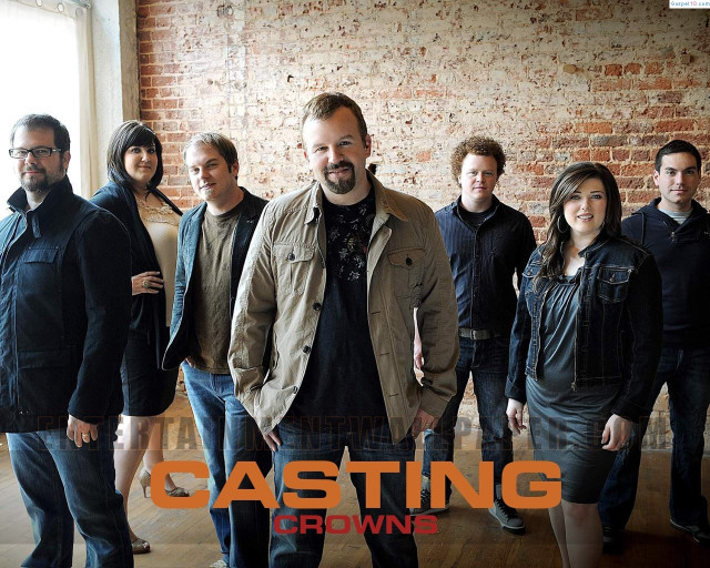 Group people brick wall casting free wallpaper - medium preview image