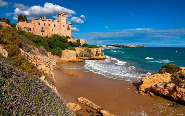 Castle cliff ocean beach waves free wallpaper - medium preview image