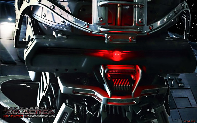 Motorcycle red light headlight front free wallpaper - medium preview image
