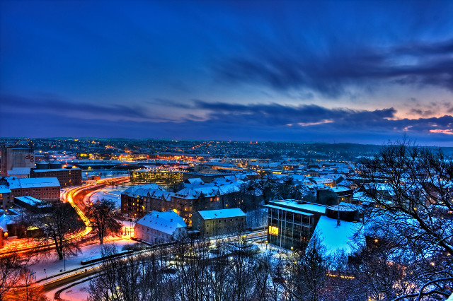 City snow night buildings winter free wallpaper - medium preview image