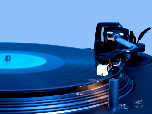 Turntable blue light handle white free wallpaper - medium preview image