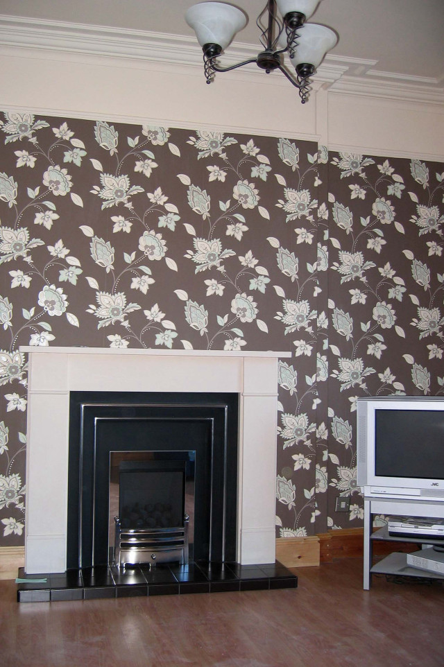 Living room fireplace tv wallpapered free wallpaper - medium preview image