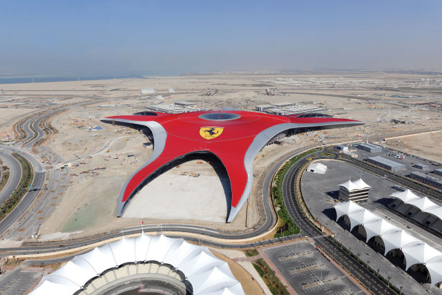 Large red structure yellow black free wallpaper - medium preview image