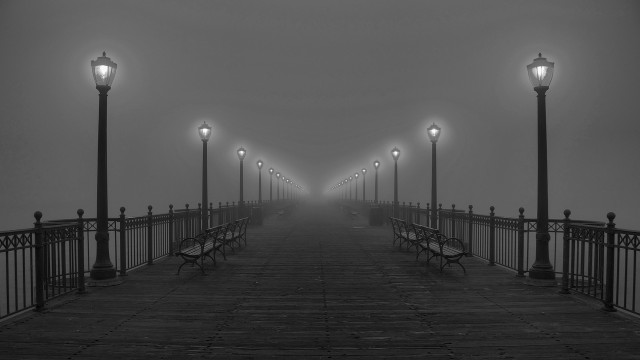 Foggy night pier bench streetlamp free wallpaper - medium preview image