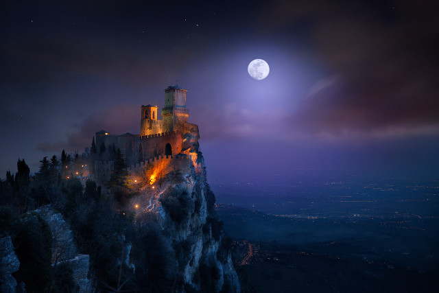 Castle hill full moon night free wallpaper - medium preview image
