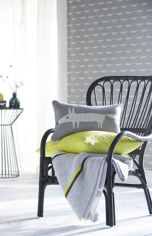 Chair blanket pillow table vase free wallpaper - medium preview image