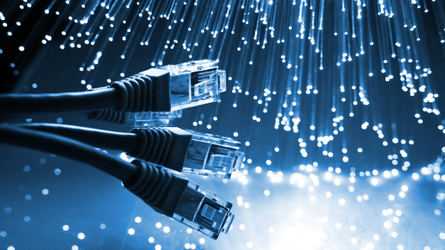Cables connected room lights ceiling free wallpaper - medium preview image