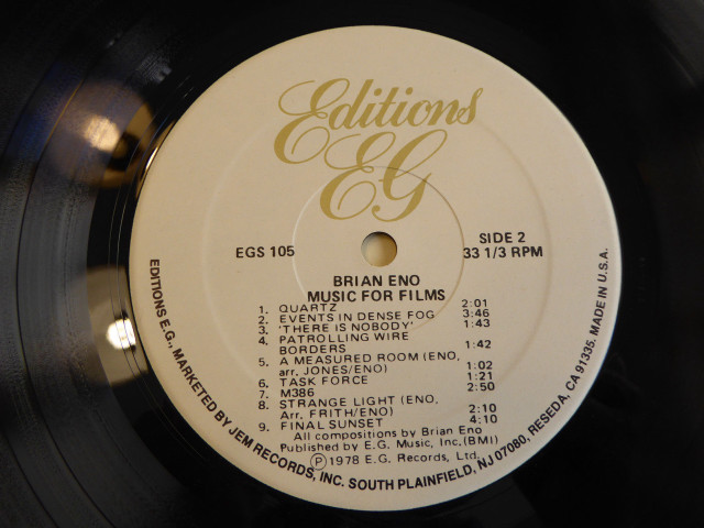 Brilliant record gold label analog free wallpaper - medium preview image