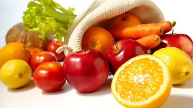 Bag of fruit and vegetables free wallpaper - medium preview image