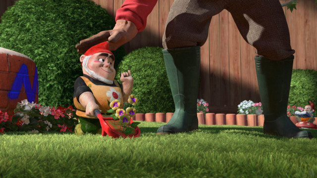 Garden plant gnome man cartoon free wallpaper - medium preview image