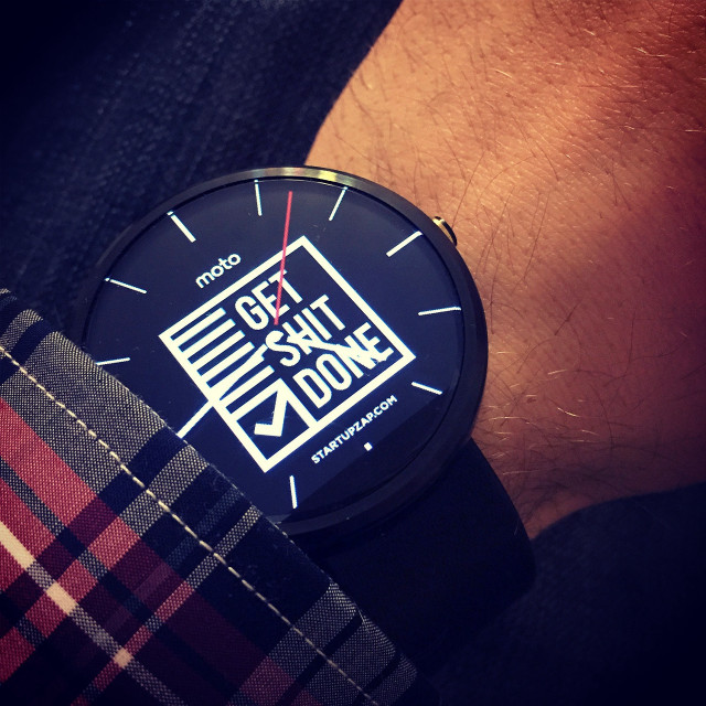 Watch black face red second #3 free wallpaper - medium preview image