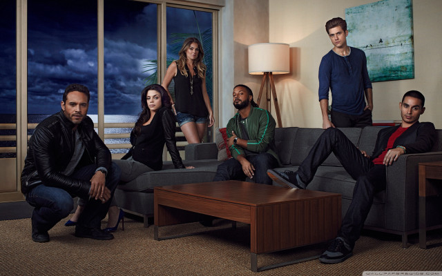 Group people living room window free wallpaper - medium preview image