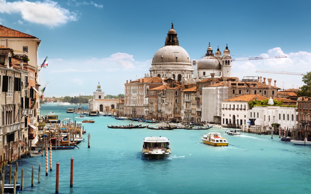 River boats building sky clouds free wallpaper - medium preview image