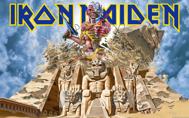 Egyptian pyramid military ship cityscape free wallpaper - medium preview image