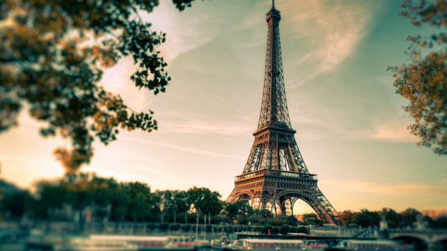 Eiffel tower paris landmark iconic #6 free wallpaper - medium preview image