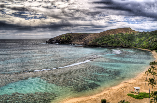 Beach hut cloudy sky shore free wallpaper - medium preview image