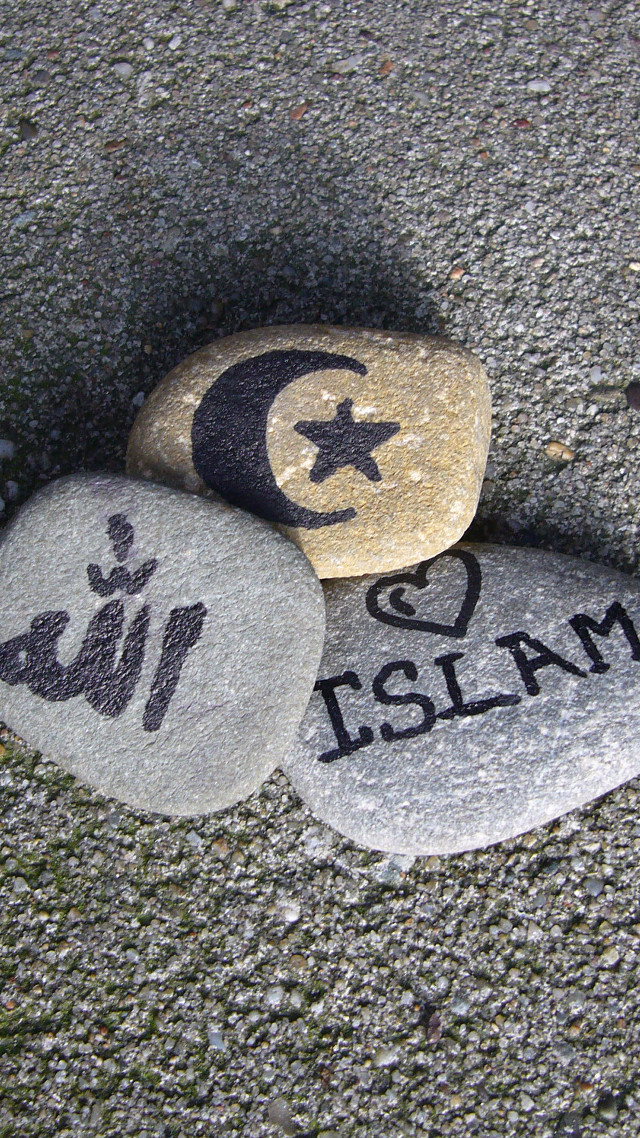 Rocks writing star crescent hurufiyya free wallpaper - medium preview image
