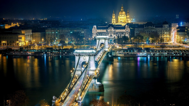 Night bridge clocktower cityscape aurora free wallpaper - medium preview image